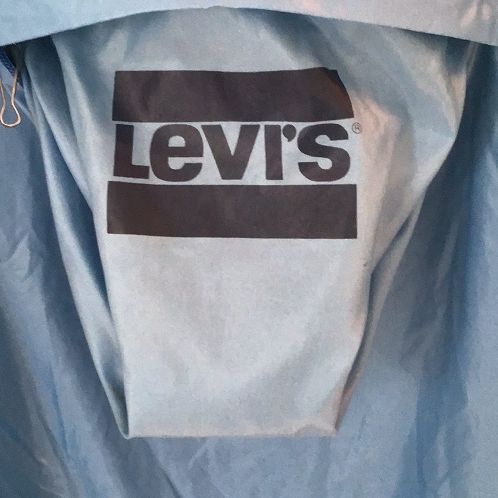 Y2K Vintage Levi's unisex light Blue Hooded  wind breaker .M - Picture 3 of 8